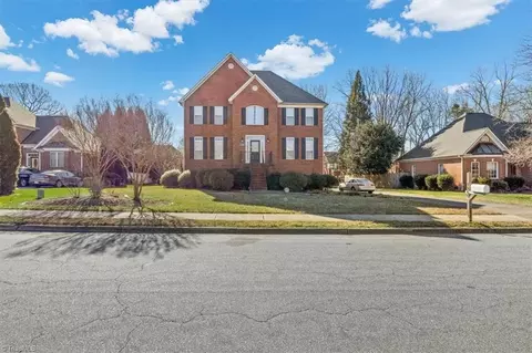1160 Clyde Edgerton Dr, Kernersville, NC 27284