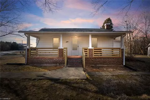1030 Pole Bridge Rd, Pine Hall, NC 27042