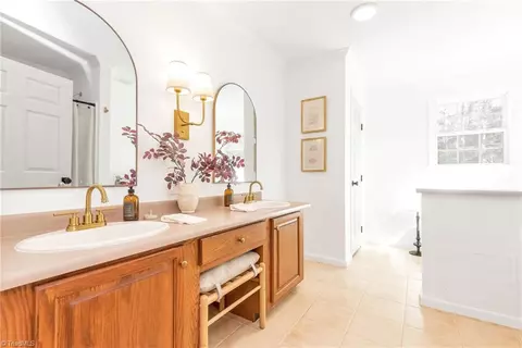 Bath - 236 Summit Rd, Purlear, NC 28665 photo 1 of 5