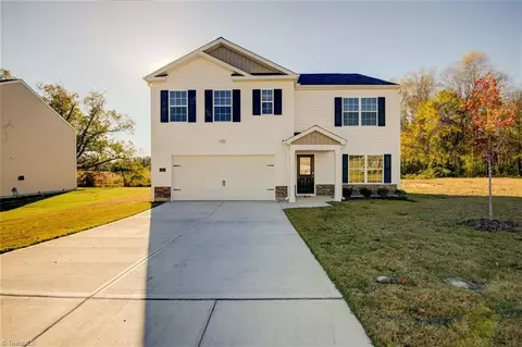 110 Beebop Ln #20, Lexington, NC 27295