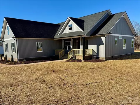 Exterior - 124 Tranquility Ln, Harmony, NC 28634 photo 2 of 12