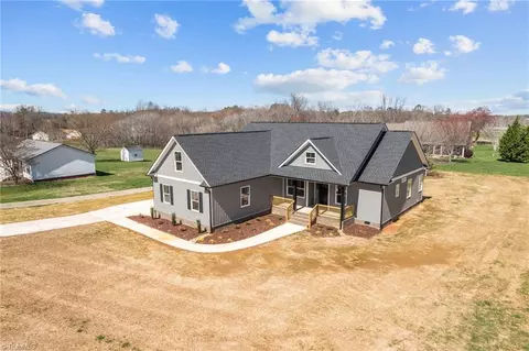 Exterior - 124 Tranquility Ln, Harmony, NC 28634 photo 10 of 12