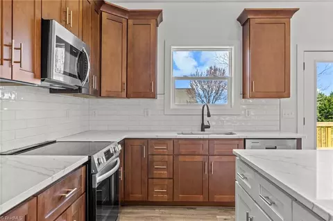 Kitchen - 124 Tranquility Ln, Harmony, NC 28634 photo 3 of 3