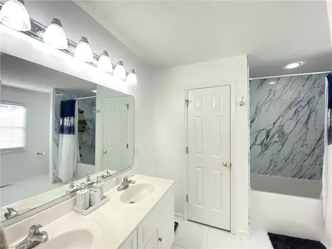 Bath - 2104 Sandy Ridge Rd, Colfax, NC 27235 photo 1 of 3