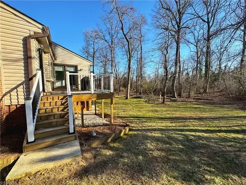Exterior - 138 Old Mill Rd #D, High Point, NC 27265 photo 3 of 7