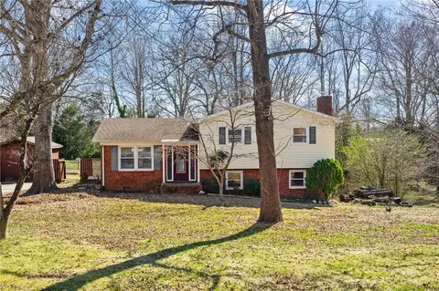 5451 Lancer Dr, Archdale, NC 27263