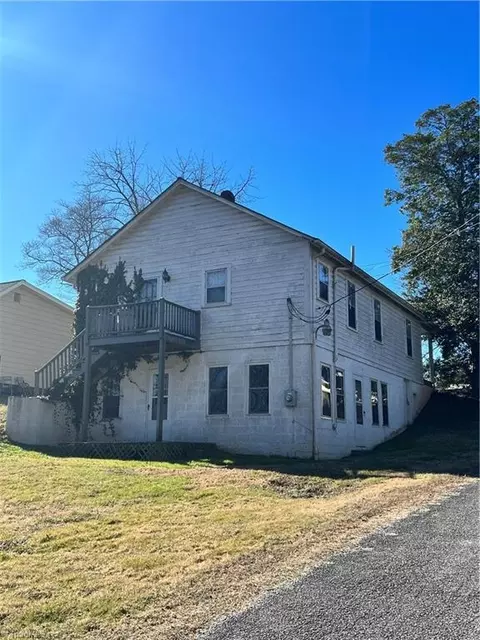 2620 Boone Trl, North Wilkesboro, NC 28659