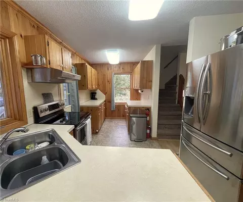 Kitchen - 285 Grandview Cir, Traphill, NC 28685 photo 3 of 3