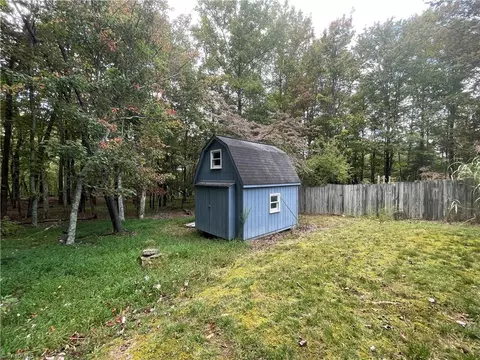 Exterior - 285 Grandview Cir, Traphill, NC 28685 photo 12 of 13