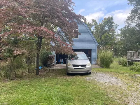 Exterior - 285 Grandview Cir, Traphill, NC 28685 photo 9 of 13