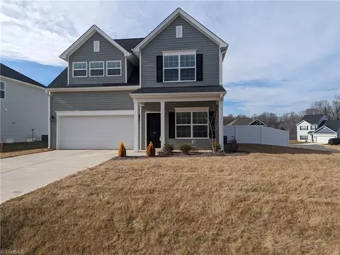 144 Sasha Dr #78, Lexington, NC 27295