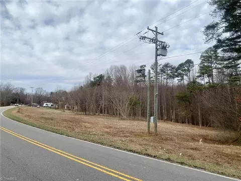 5301 Siloam Rd, Siloam, NC 27047