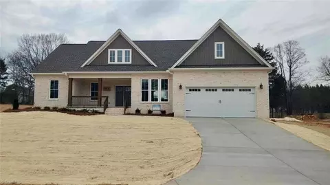 183 Wynnfall Dr, Lexington, NC 27295