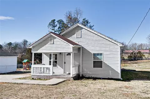 253 Lake St, Linwood, NC 27299