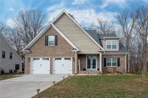 7143 Reynolds Mill Cir, Lewisville, NC 27023