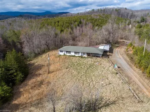 695 Luffman Rd, Dobson, NC 27017 photo 8