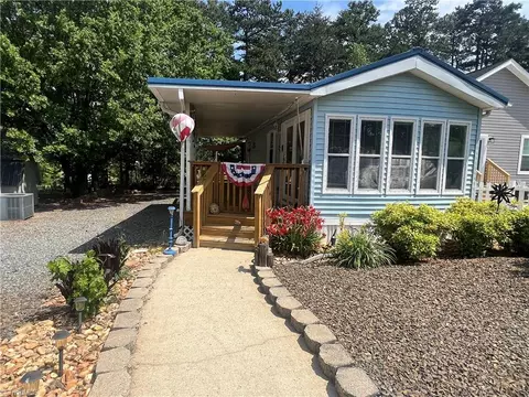 107 Cardinal Ave #503, New London, NC 28127