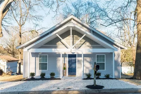 906 Putnam St, High Point, NC 27265