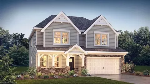 2404 Seagull Pt, High Point, NC 27265