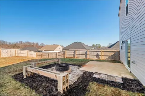 Exterior - 6575 Bellawood Dr, Trinity, NC 27370 photo 2 of 9