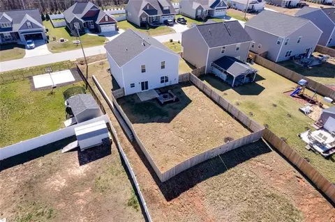Exterior - 6575 Bellawood Dr, Trinity, NC 27370 photo 5 of 9