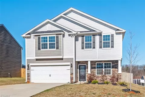 Exterior - 6575 Bellawood Dr, Trinity, NC 27370 photo 9 of 9