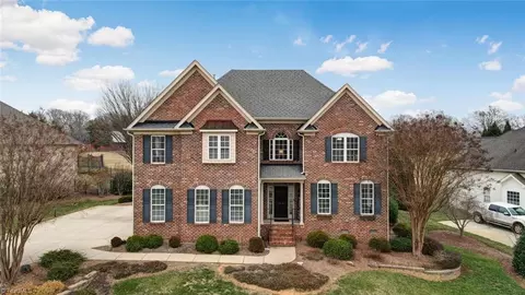 7612 Cedar Chase Dr, Greensboro, NC 27455