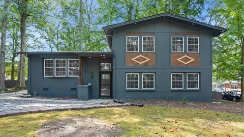 327 Largo Dr, Greensboro, NC 27406