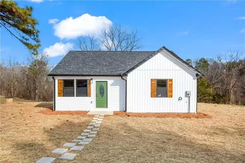 223 Byrds Curve Rd, Elkin, NC 28621