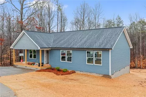 268 Arcadia Dr, Lexington, NC 27295