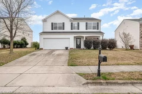 5204 Silverbrook Dr, Mcleansville, NC 27301