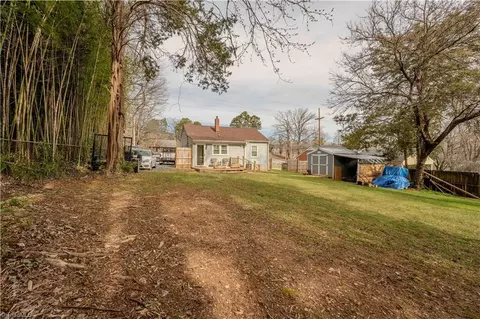 Exterior - 1802 Lexington Ave E, High Point, NC 27262 photo 5 of 7
