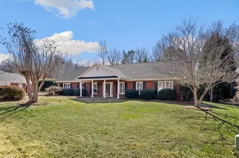 408 Donny Brook Ct, Winston Salem, NC 27103