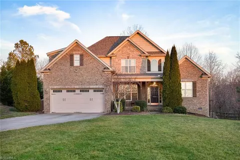 2016 Muirfield Pl, Clemmons, NC 27012
