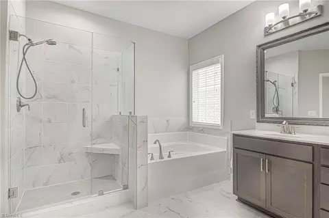 Bath - 3736 Copper Ct, High Point, NC 27265 photo 1 of 4