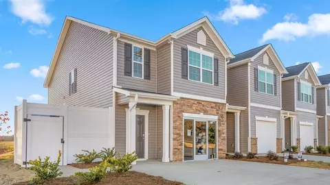 1170 Evelynnview Ln #61, Kernersville, NC 27284