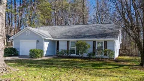 3207 Wallaby Ct, High Point, NC 27265