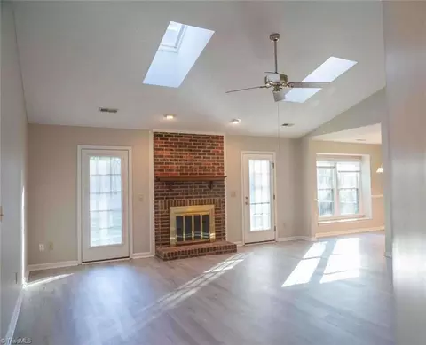 3207 Wallaby Ct, High Point, NC 27265 photo 6