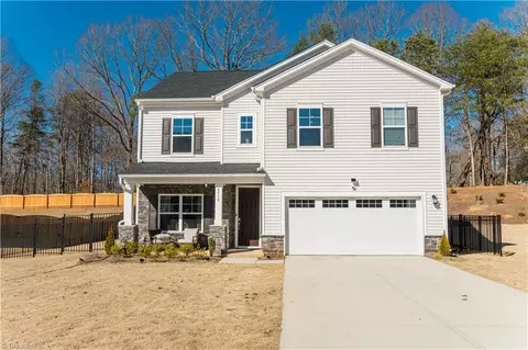 4519 Armentrout Ct, Walkertown, NC 27051