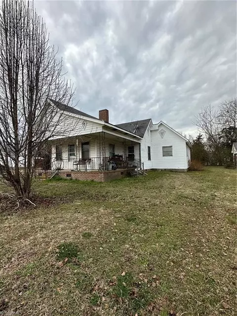 165 Edwards St, Staley, NC 27355 photo 4
