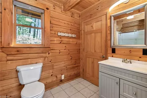 Bath - 260 Serenity Dr, Purlear, NC 28665 photo 2 of 5