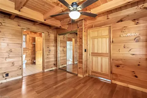 Bedroom - 260 Serenity Dr, Purlear, NC 28665 photo 3 of 4