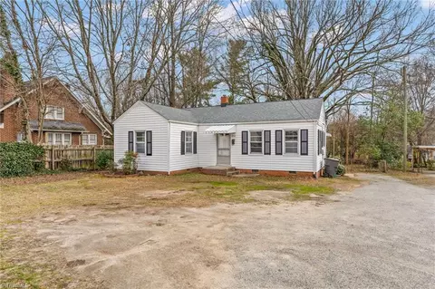 Exterior - 806 Lexington Ave, High Point, NC 27262 photo 2 of 11