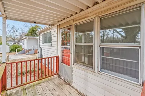 Exterior - 806 Lexington Ave, High Point, NC 27262 photo 7 of 11