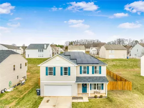 172 Altondale Dr, Statesville, NC 28625