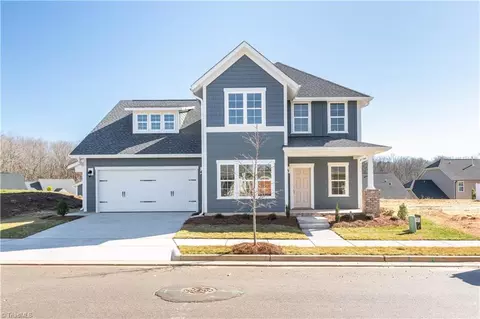 1731 Eastover Dr, Kernersville, NC 27284
