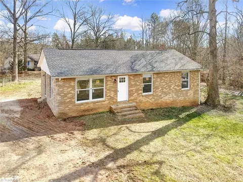 400 Ponderosa Rd, Stanley, NC 28164