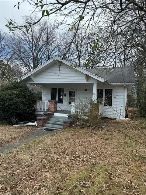 1003 Lexington Ave, Greensboro, NC 27403