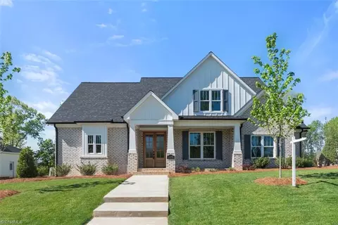 1574 Stable Bend Ln, Winston Salem, NC 27106