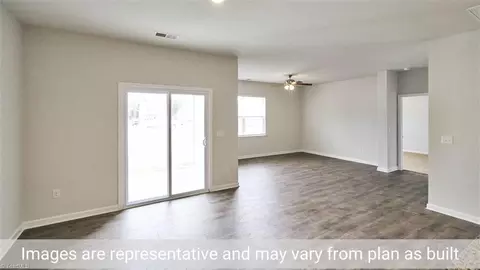Living - 6342 Cedar Hill Ct #57, Trinity, NC 27370 photo 1 of 1